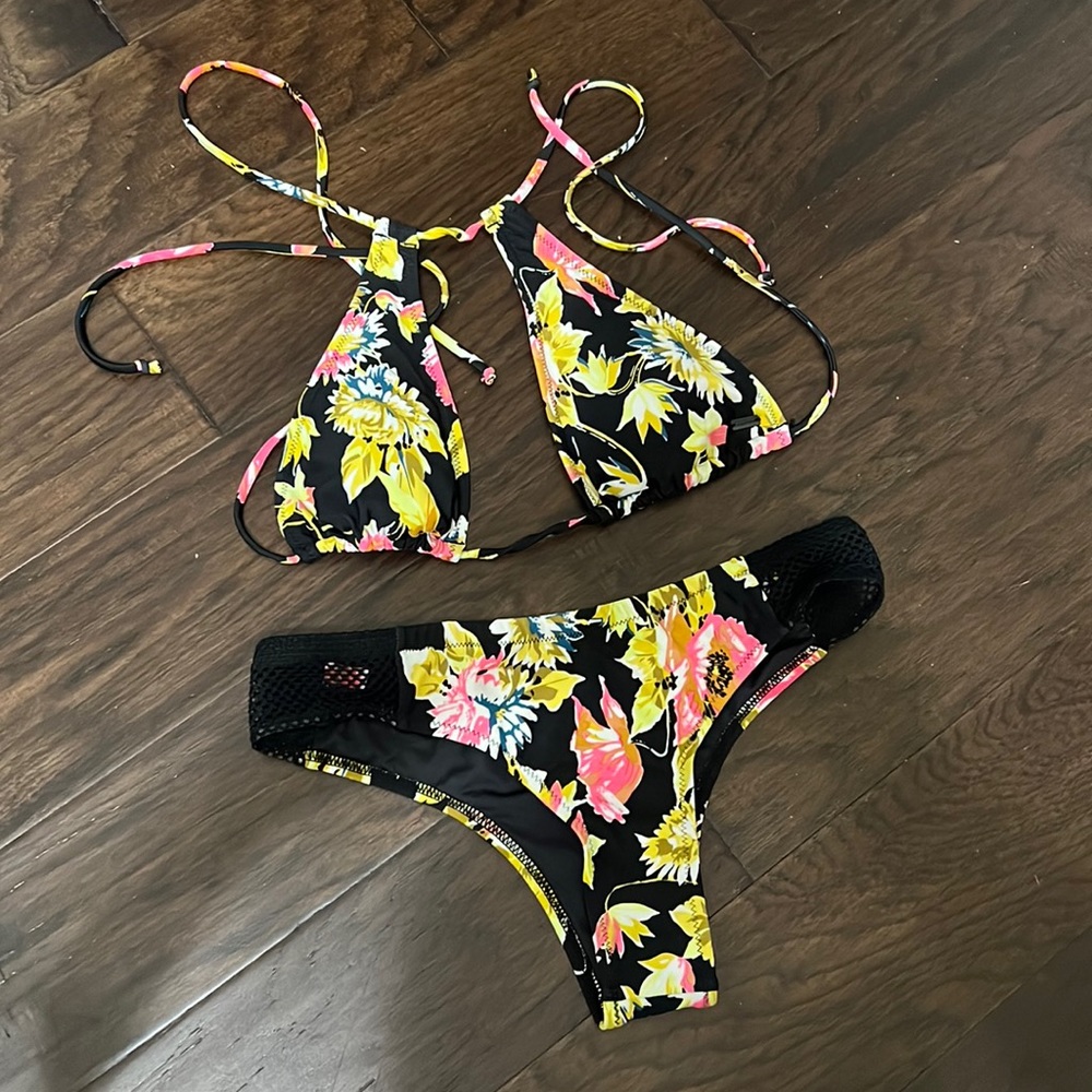 Volcom Bikini
